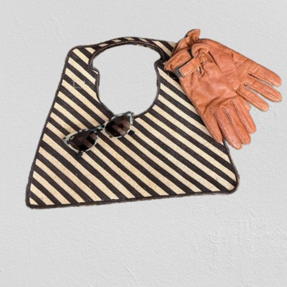 Pinup Purse 4353 - Picture 3 of 12